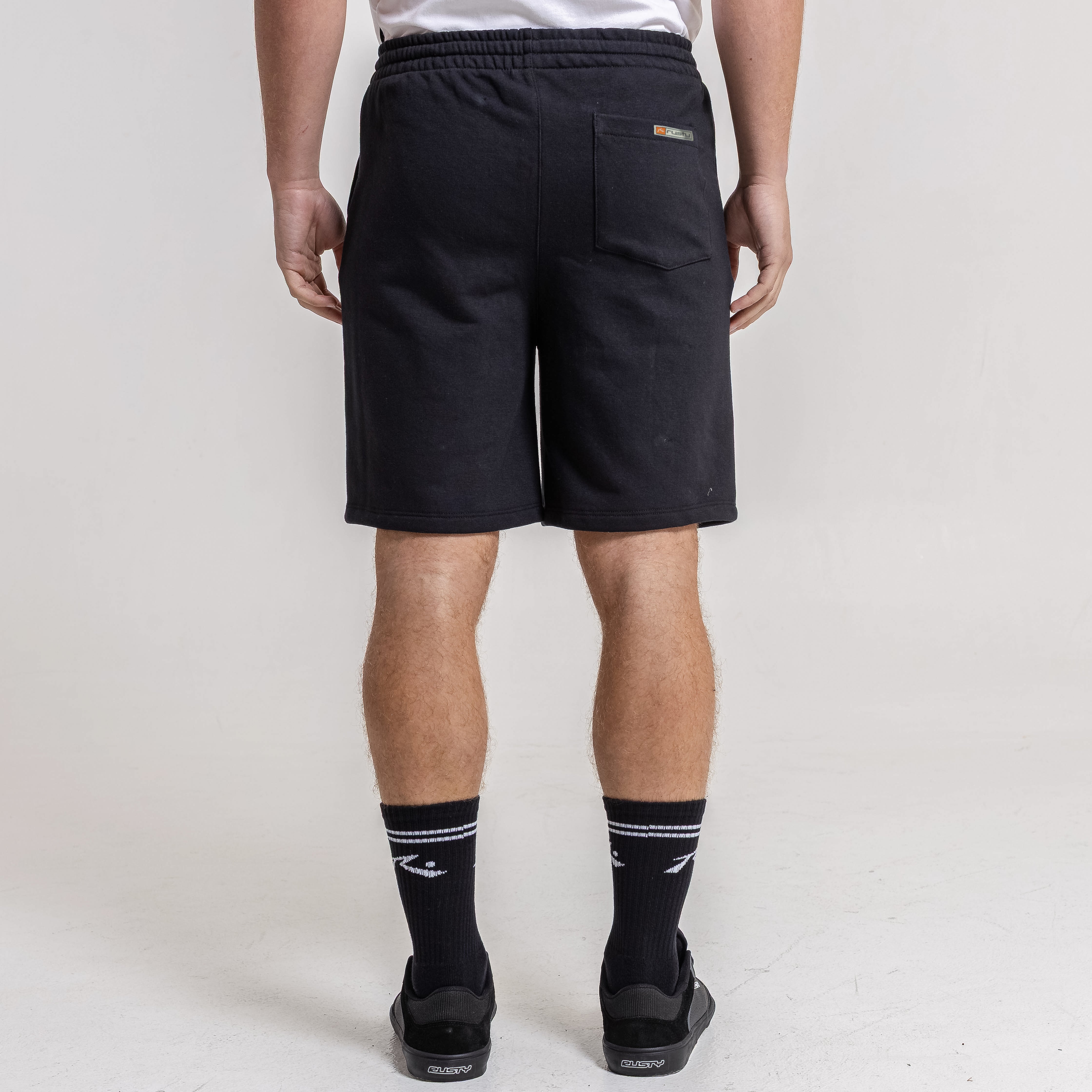 Bermuda Essential Black - Image 5