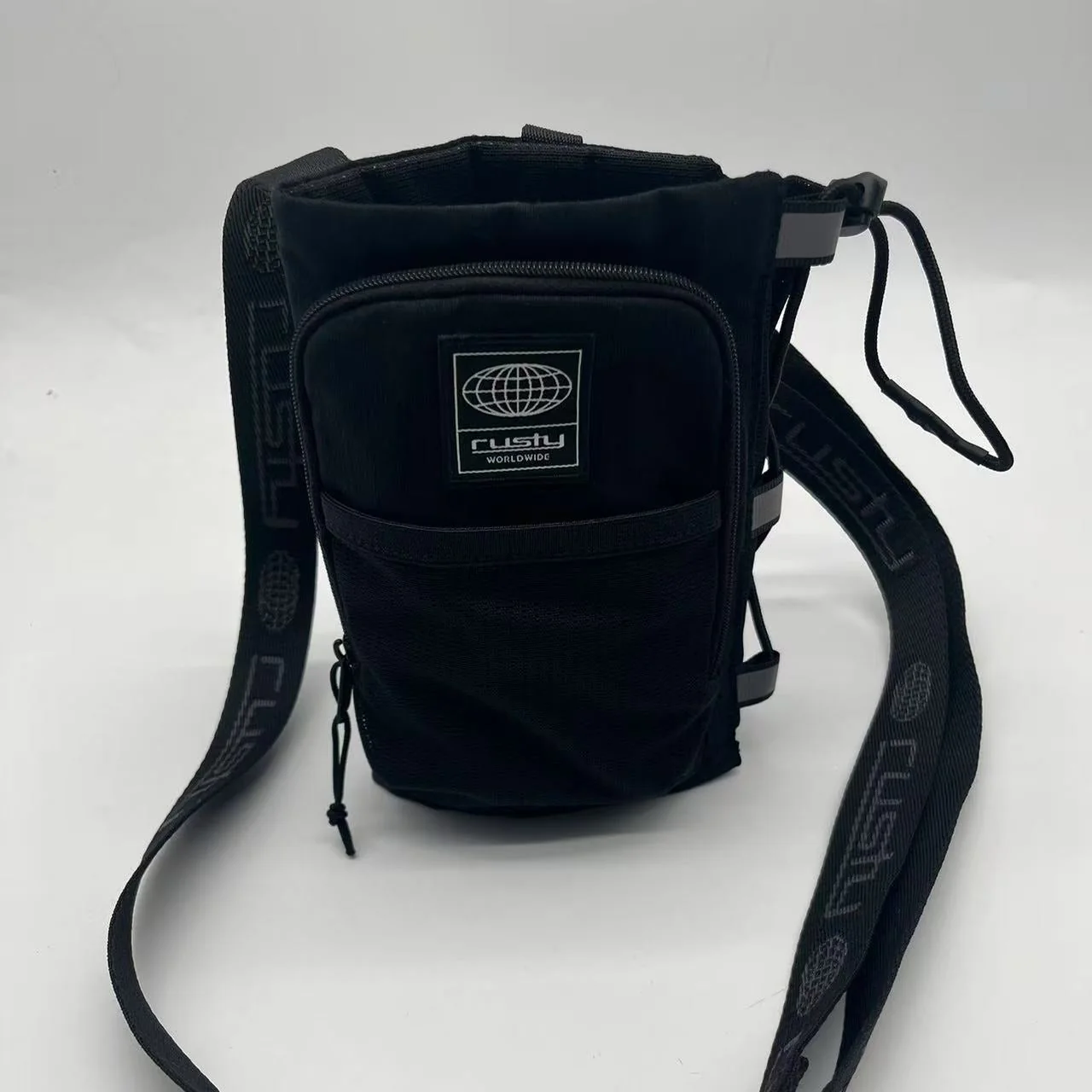 Bolso Botella Tripping Bag Black - Image 6