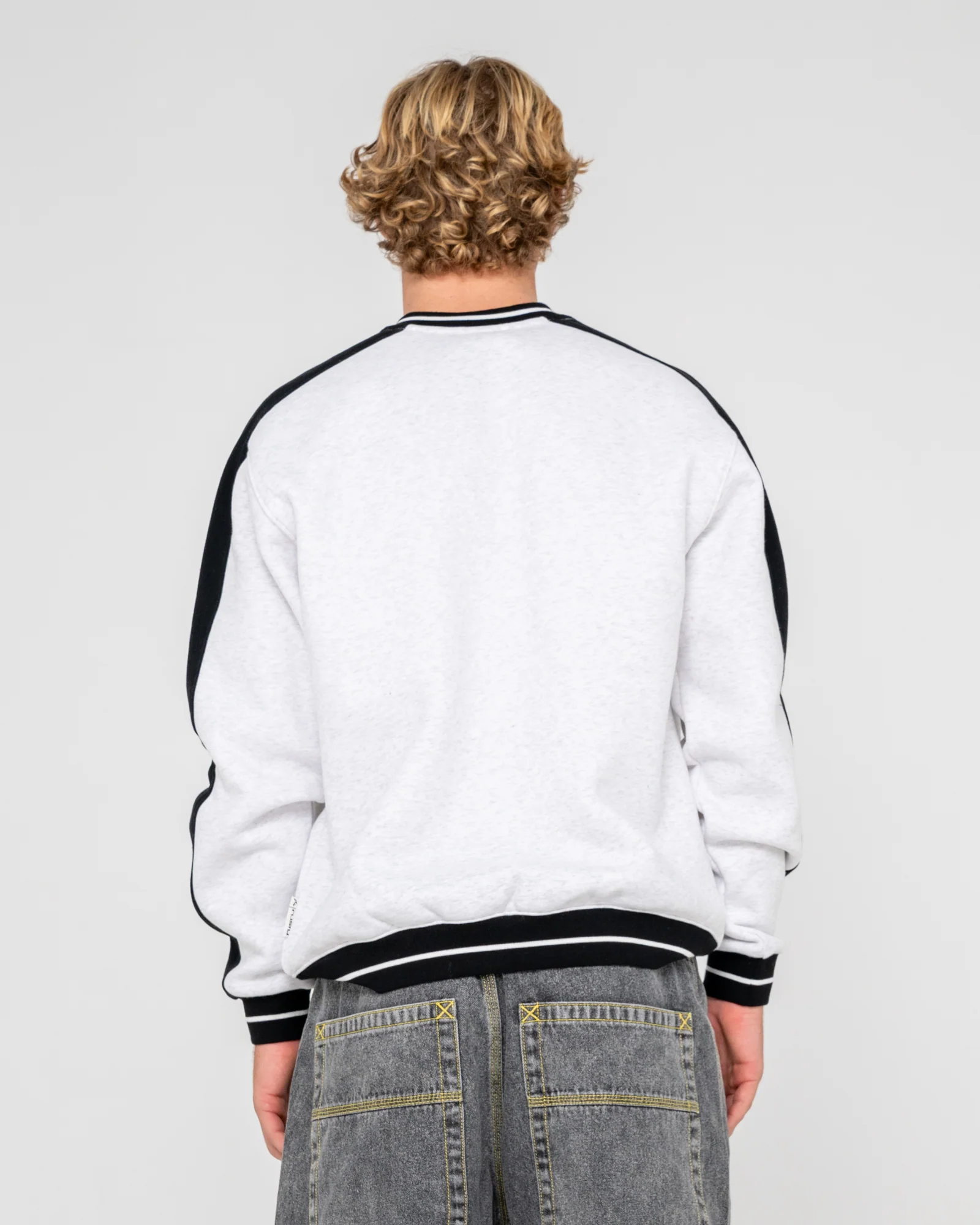 Buzo Vengeance V Neck Fleece Ecru Marle - Image 4