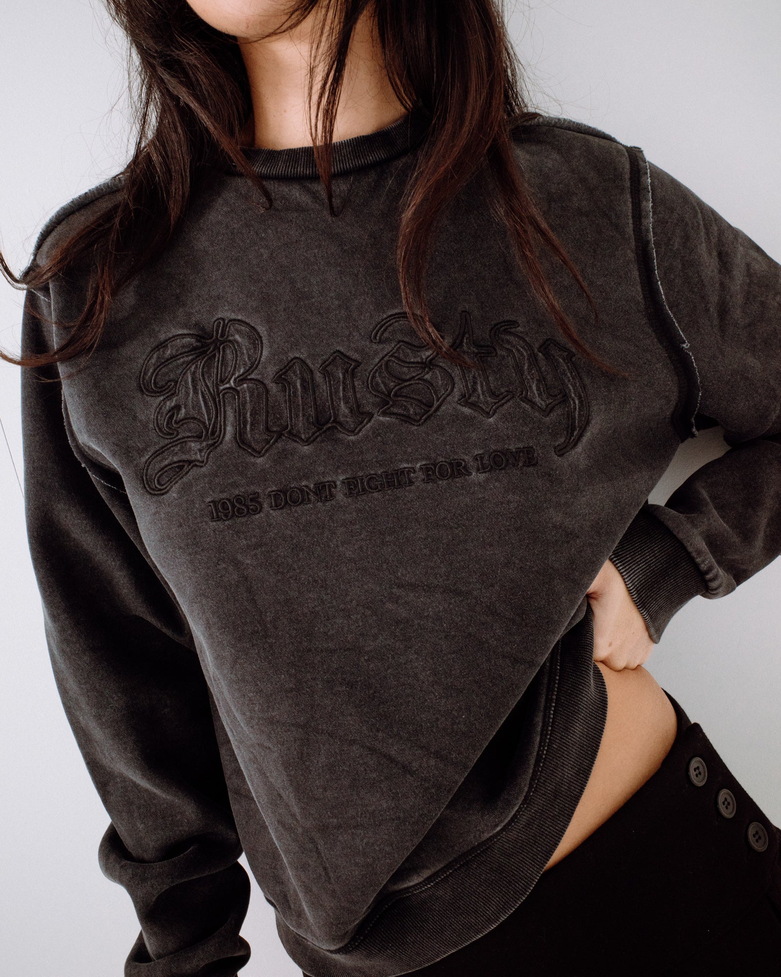 Buzo Roxanne Oversized Neck Washed Black - Image 5