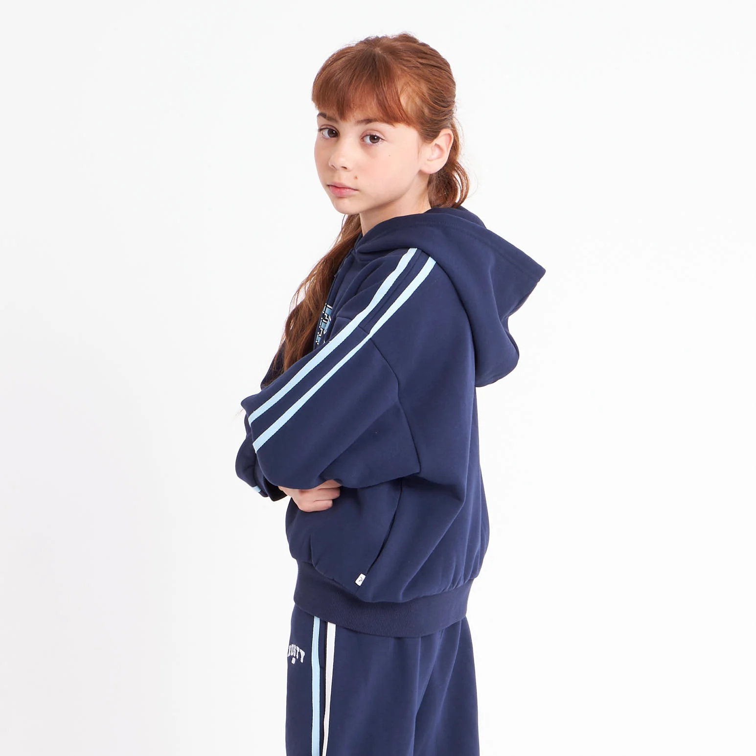 Campera Canguro Girls Team Varsity Navy - Image 7