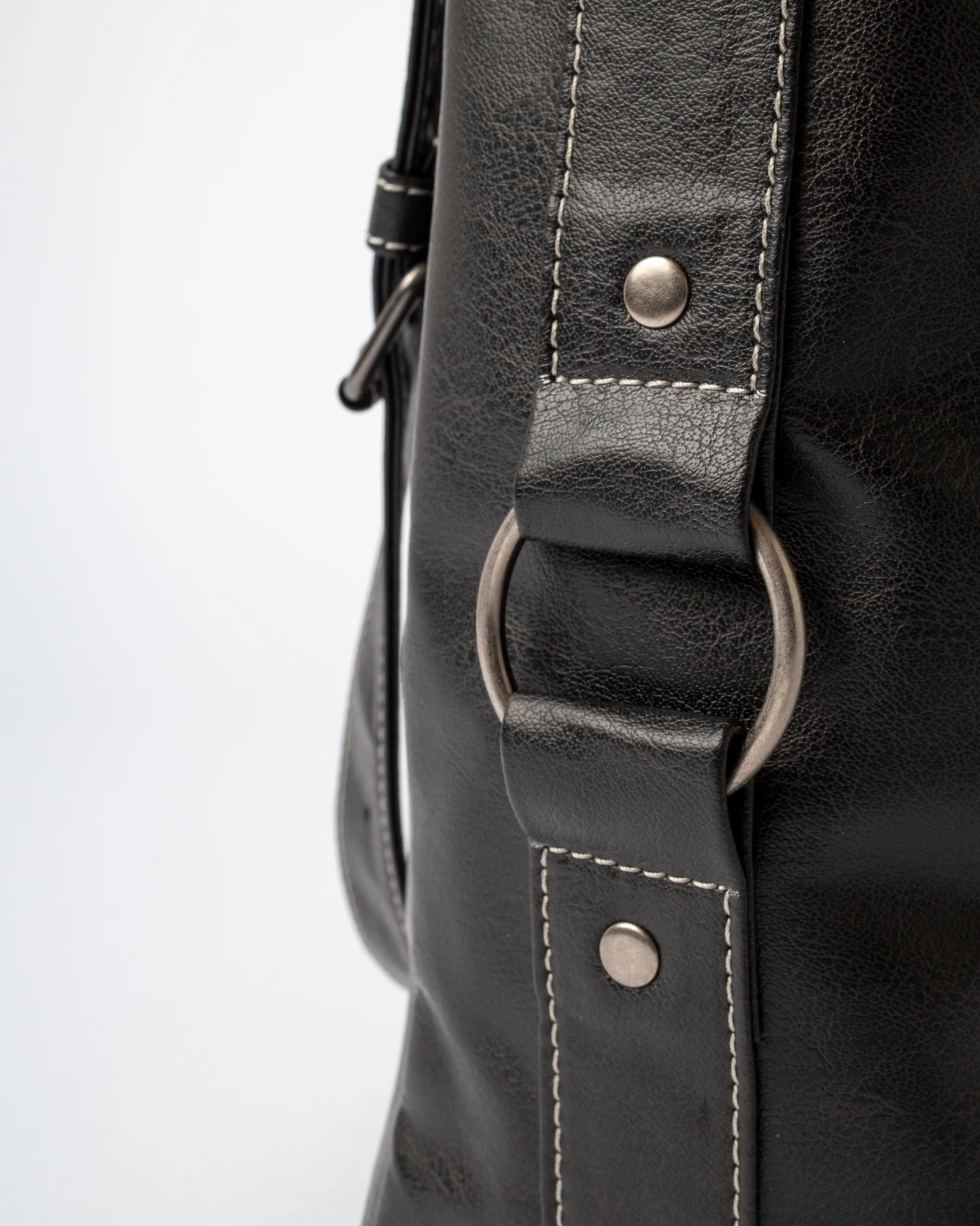 Cartera Mallory Crossbody Bag Black - Image 4