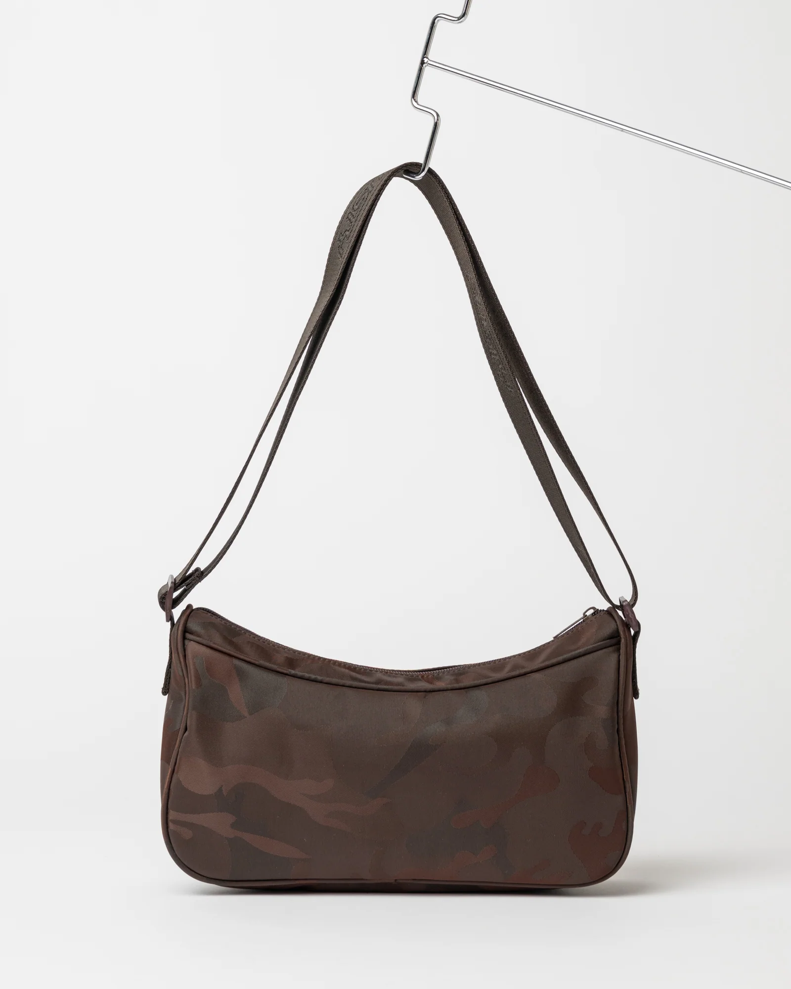 Cartera Stellar Nylon Camo Crossbody Bag Java - Image 2