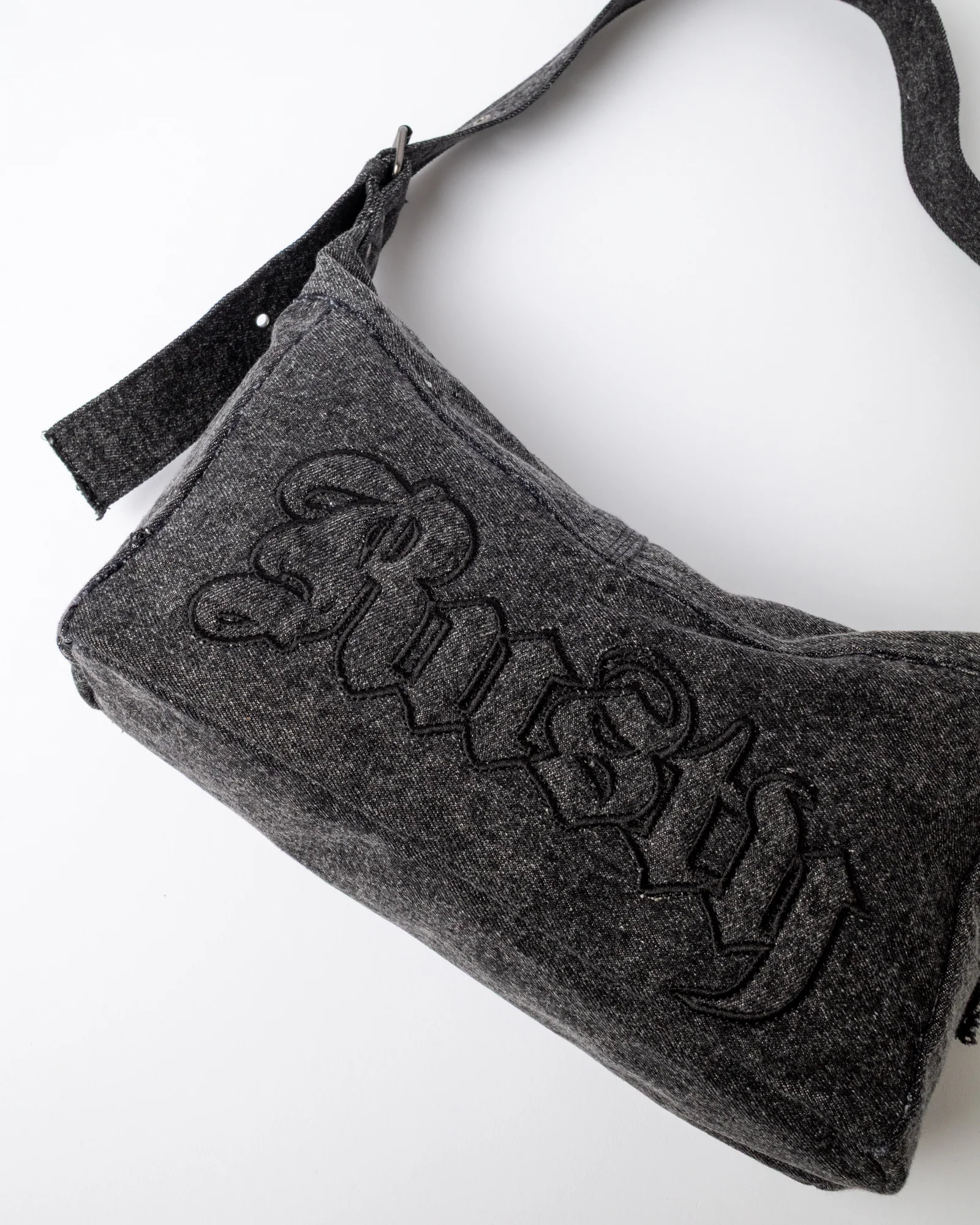 Cartera Roxanne Denim Shoulder Bag Washed Black - Image 8