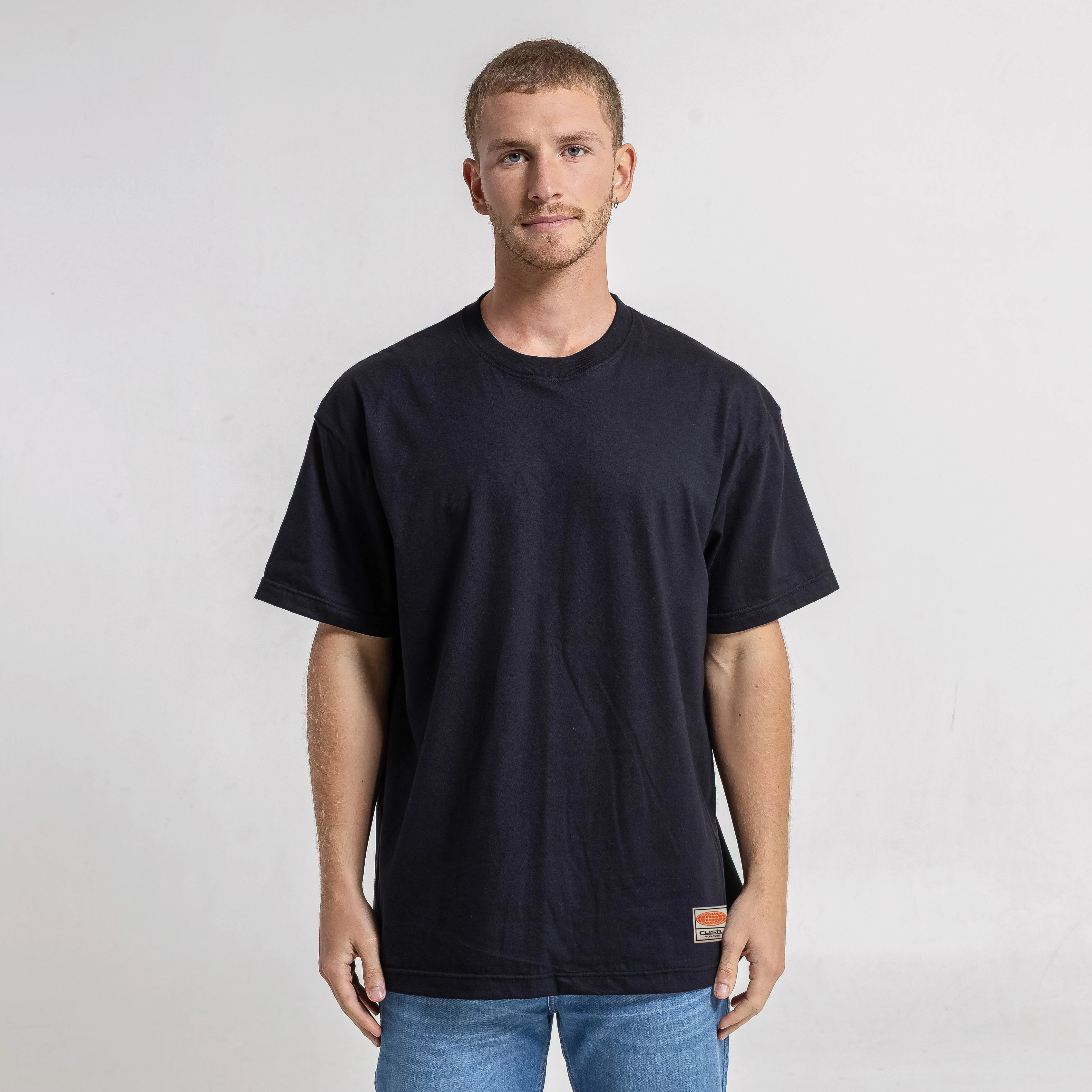 Remera Essential Black