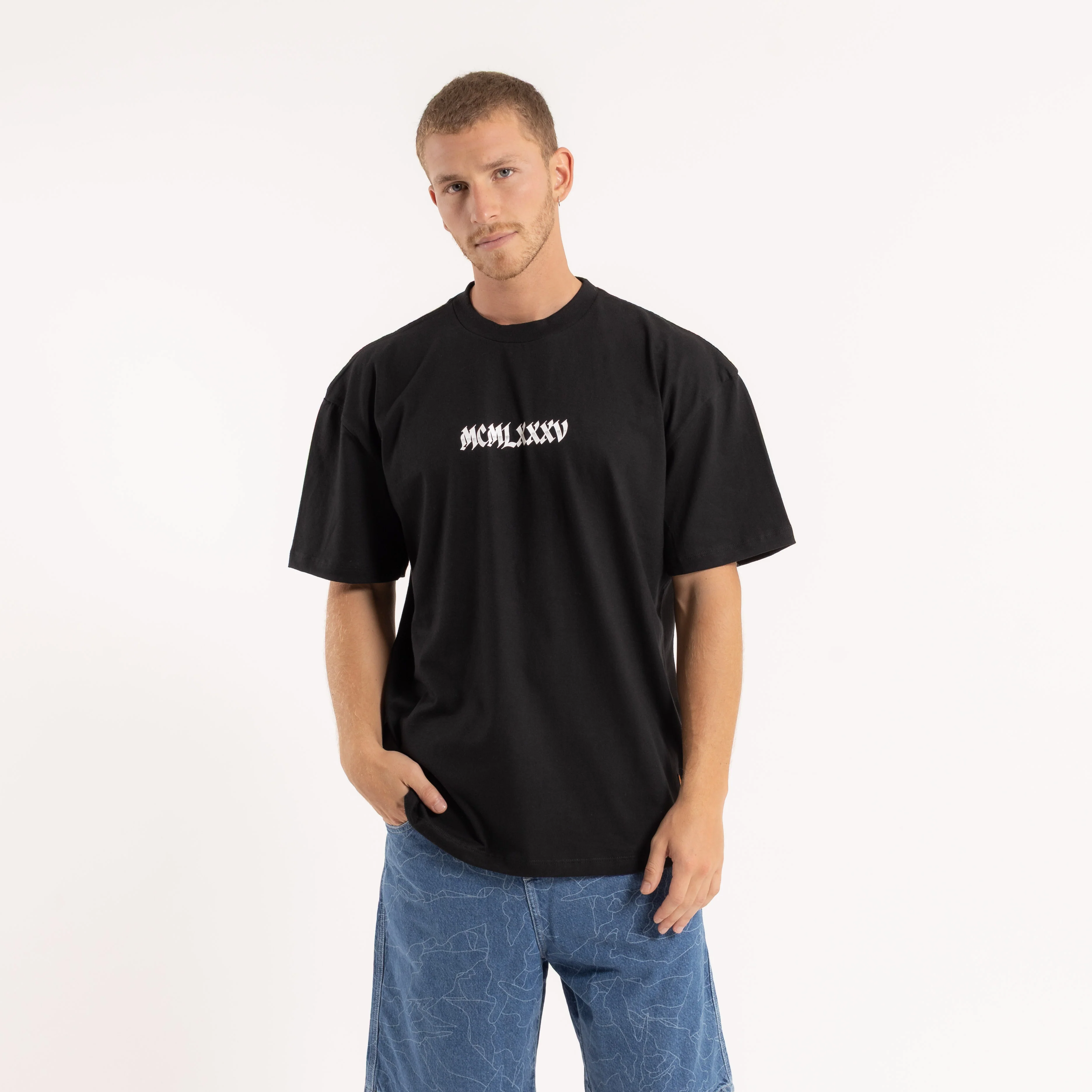 Remera L.A. Black