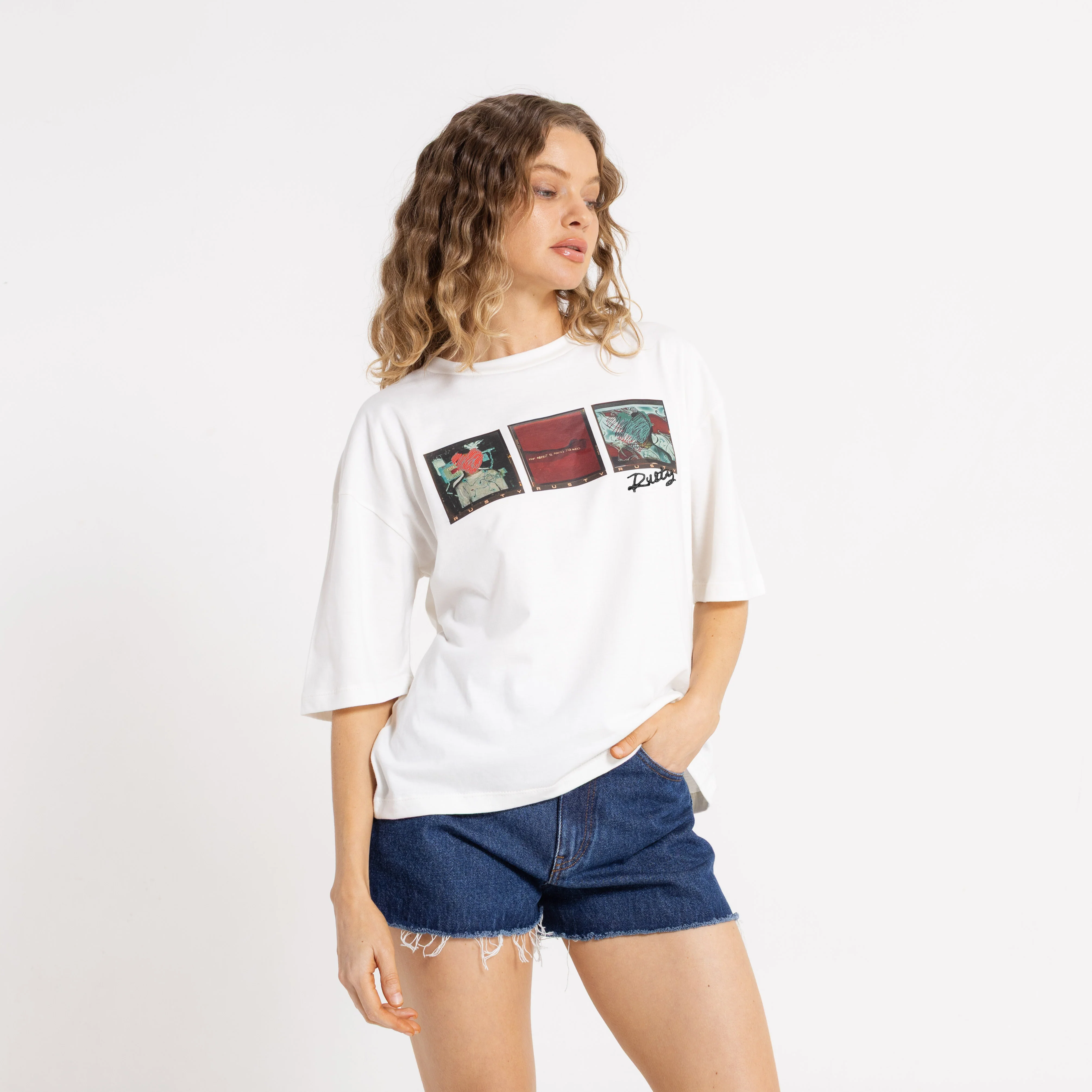 Remera Crossroads Oversize Snow White - Image 2